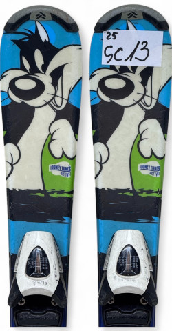 LOONEY TUNES ACTIVE